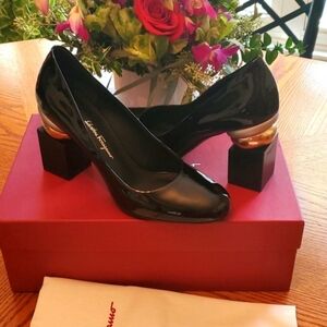 Salvatore Ferragamo Black Patent Heels with Gold Accent. Size 8.